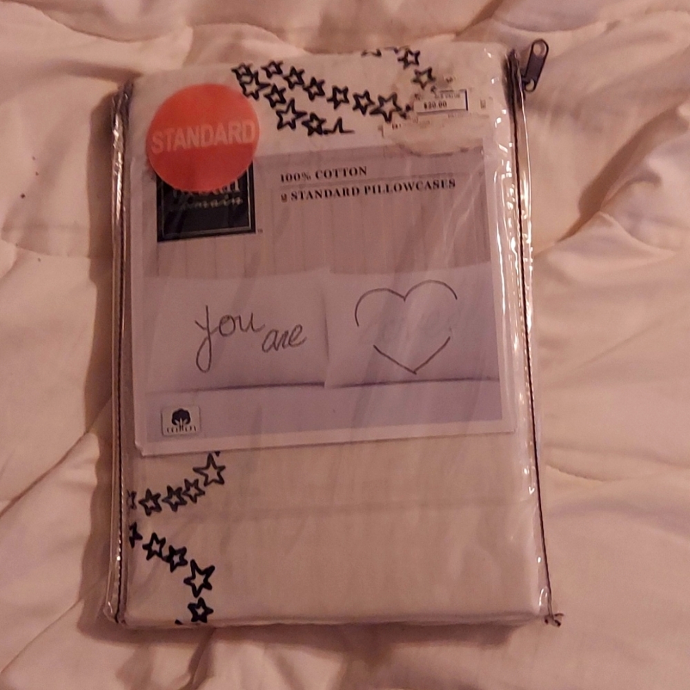 Valentine pillow case ls